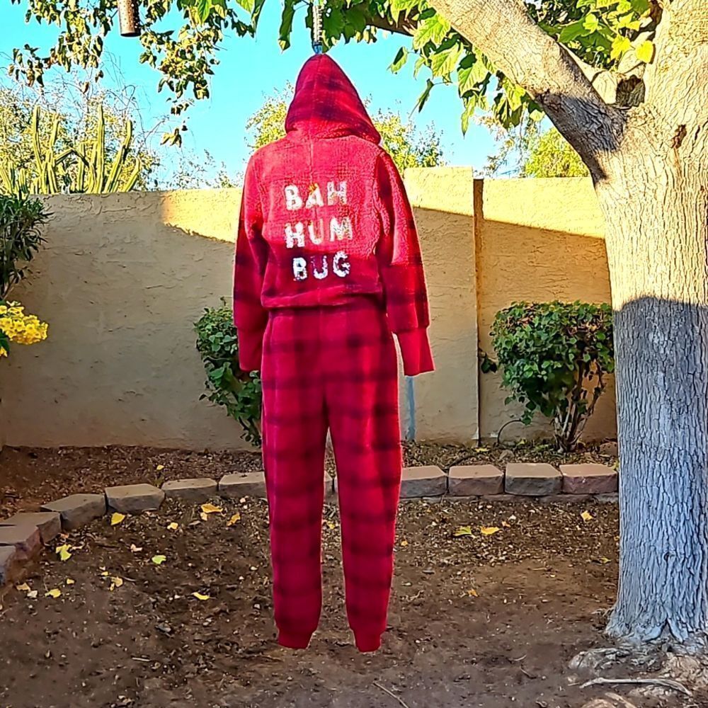 Jaclyn Intimates Onsie  "Bah Humbug" EUC Size Large  Red and Black Plaid